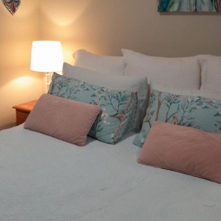 Hillview Homestay Richmond Dış mekan fotoğraf